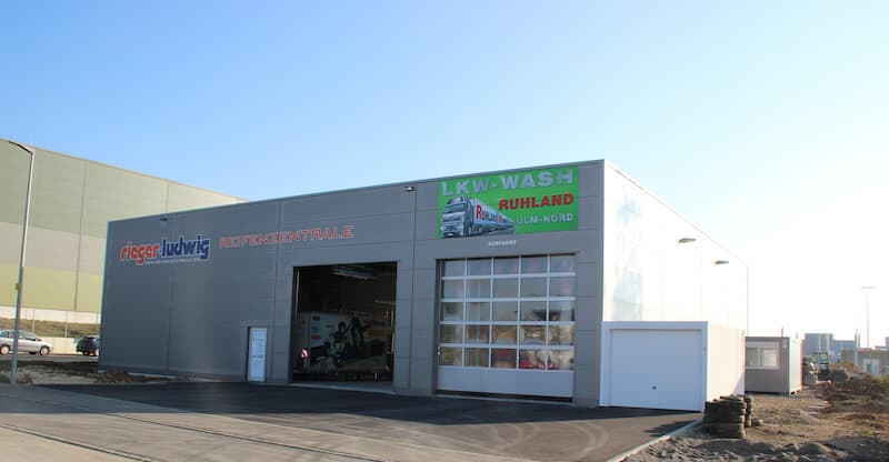 LKW Waschanlage + Reifenservice Ruhland in Dornstadt | Hägele + Partner